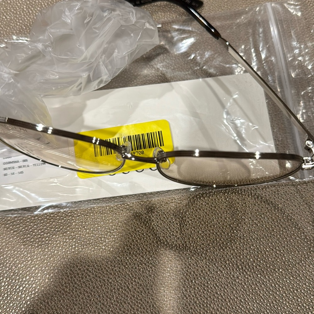 Gucci sunglasses silver frame brand new